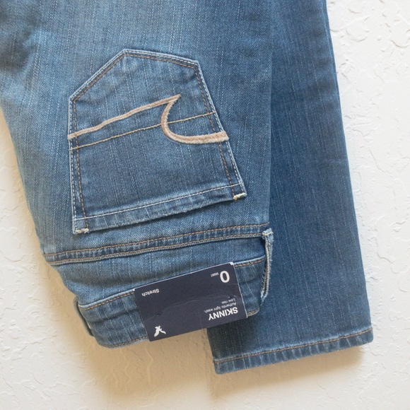 AEO Skinny Jeans - Picture 6 of 6